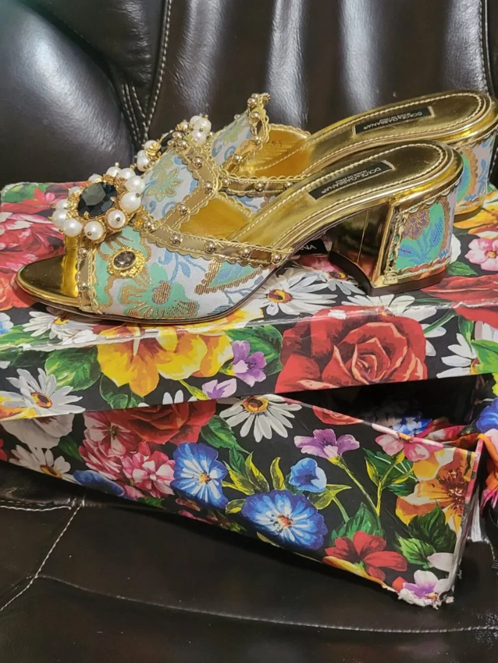 Dolce & Gabbana Slides: Gold - Picture 4 of 4